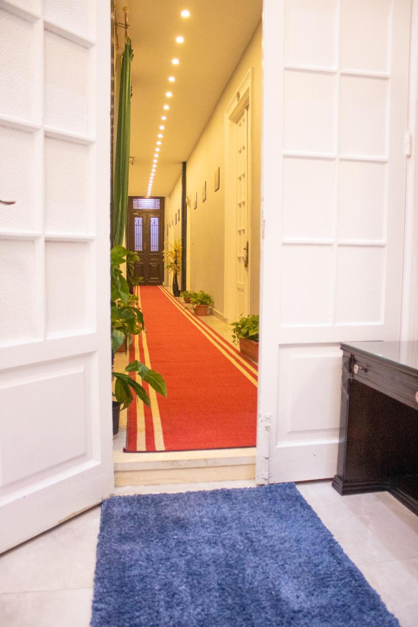 Victory Downtown Boutique Hotel 3*