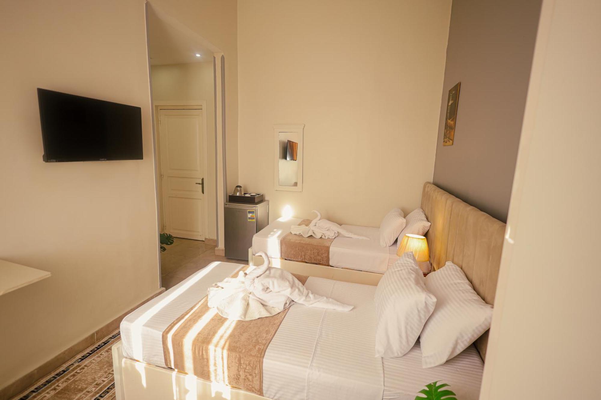 Victory Downtown Boutique Hotel 3*