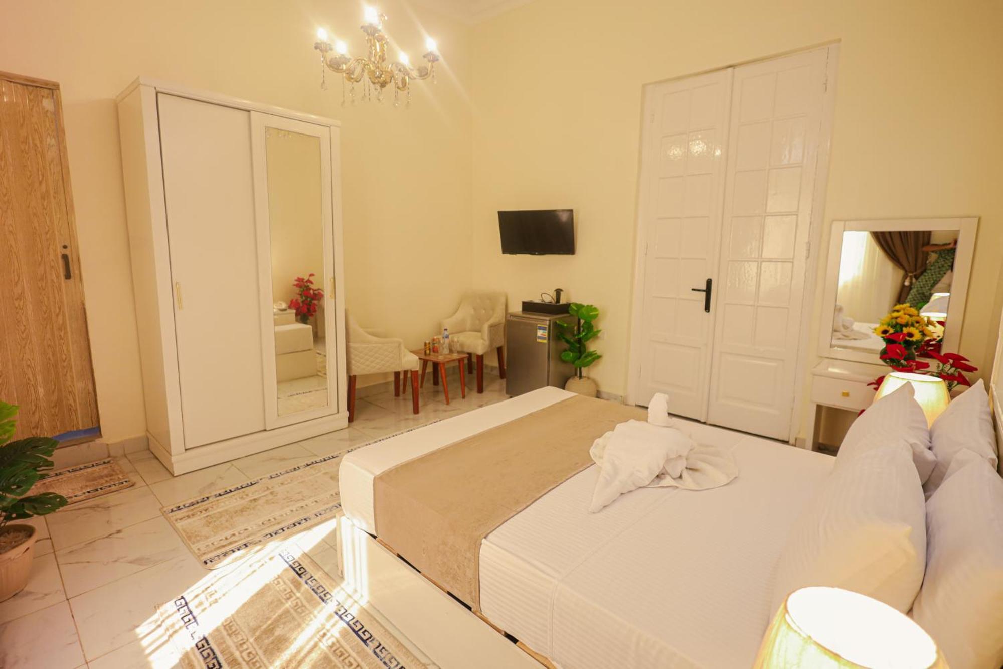 Victory Downtown Boutique Hotel