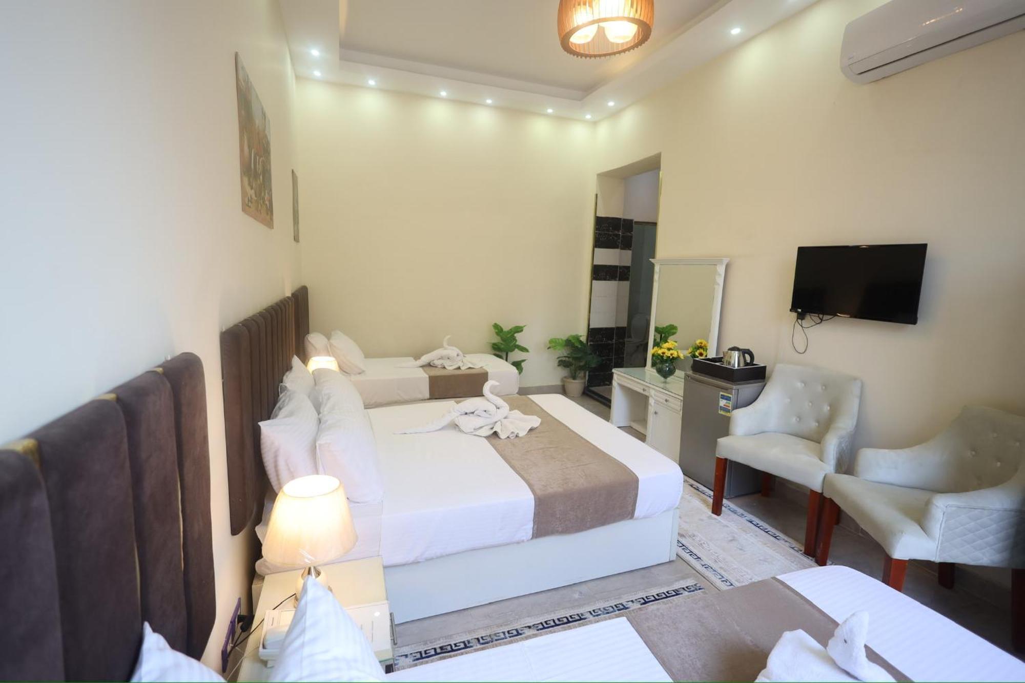 Victory Downtown Boutique Hotel